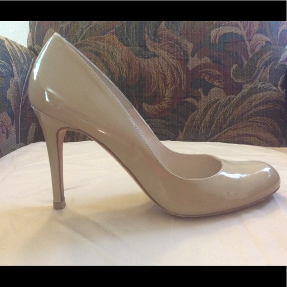 LK Bennett court shoes - Picture 1 of 4